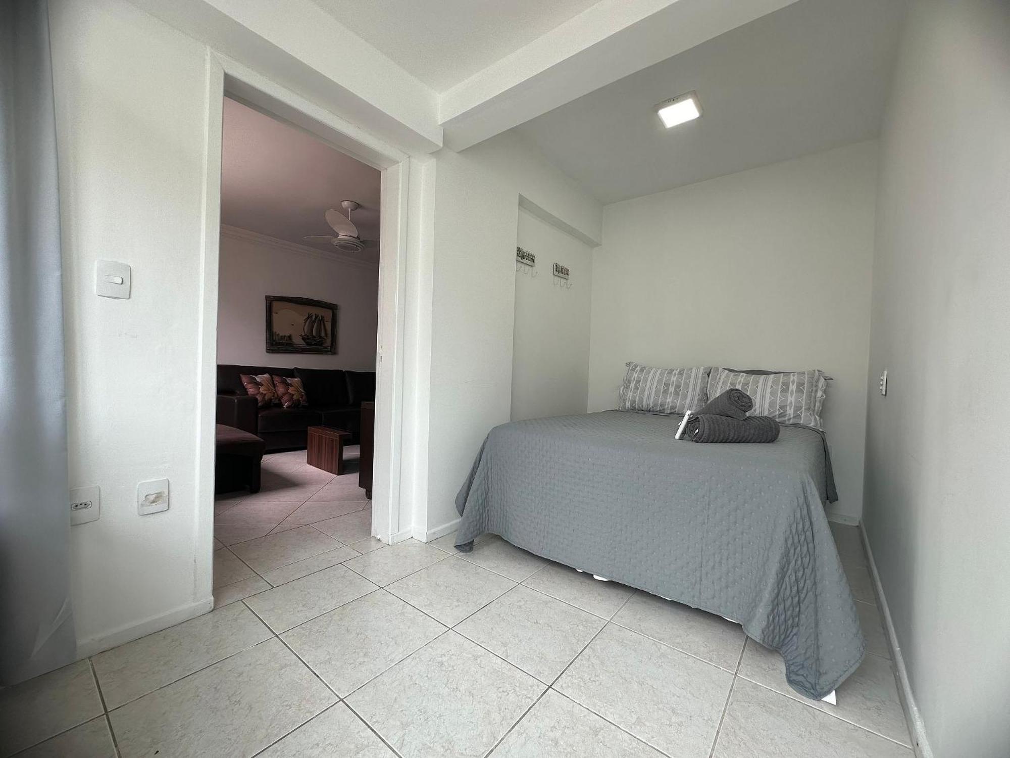 Apartamento Am01- 3 | Pe Na Areia | Centro | Garagem *