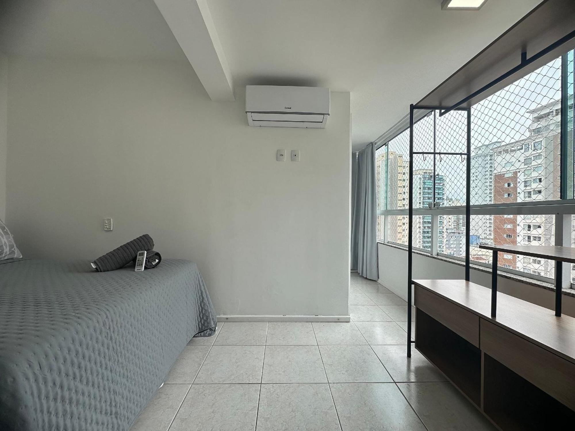 Am01- 3 | Pe Na Areia | Centro | Garagem Apartamento Balneario Camboriu