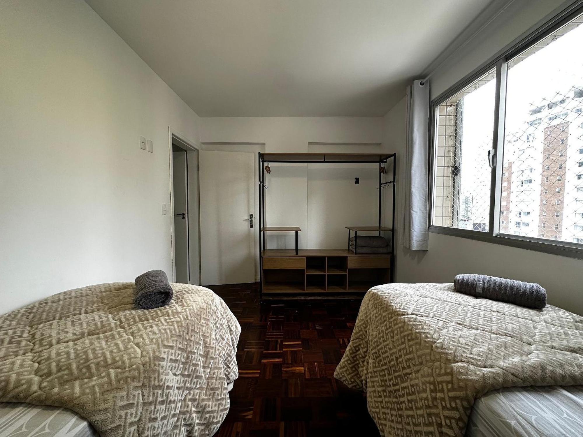Apartamento Am01- 3 | Pe Na Areia | Centro | Garagem *